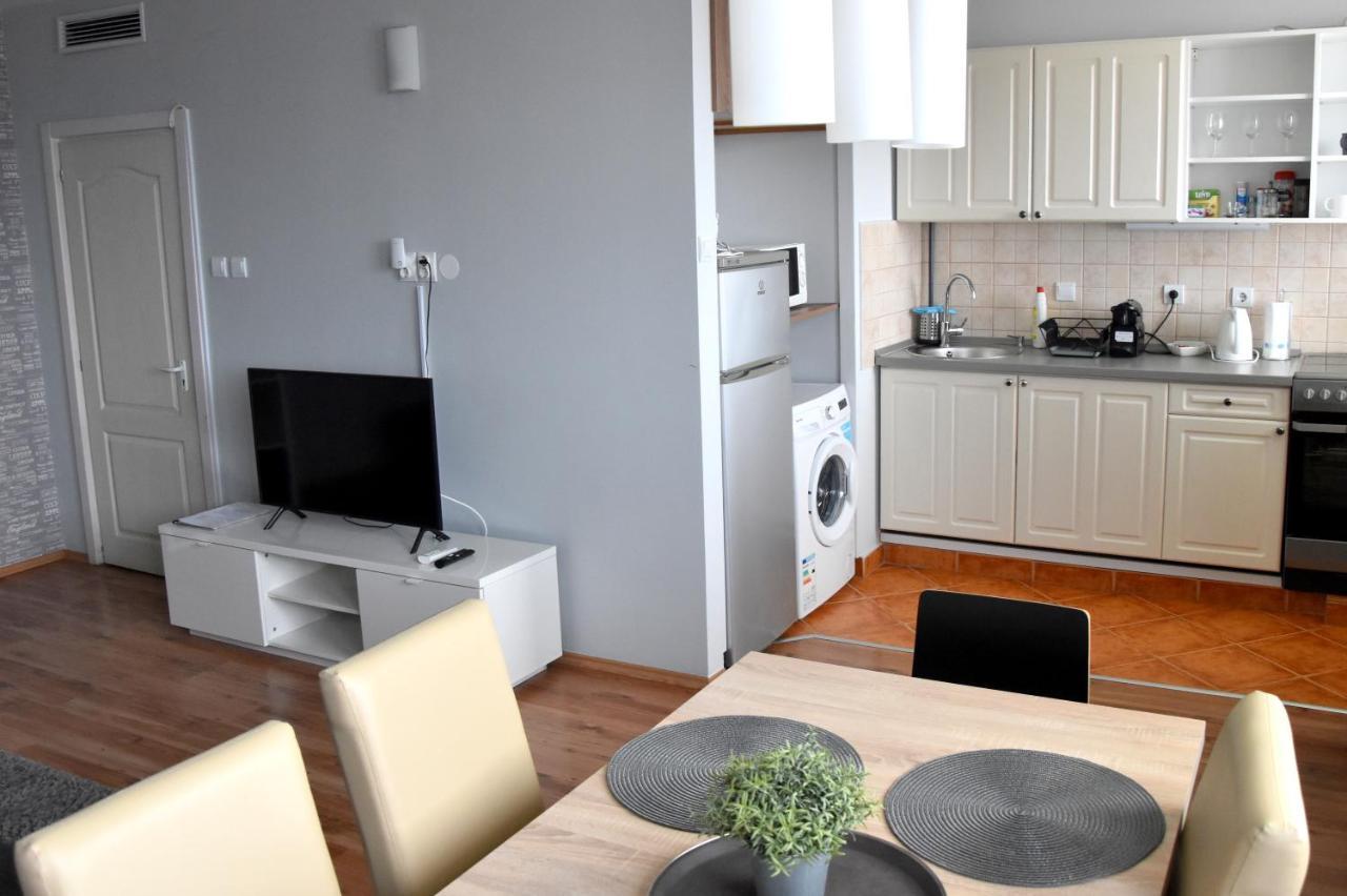 Panorama View Apartment ヴェスプレーム エクステリア 写真