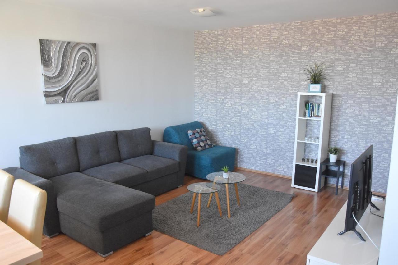 Panorama View Apartment ヴェスプレーム エクステリア 写真
